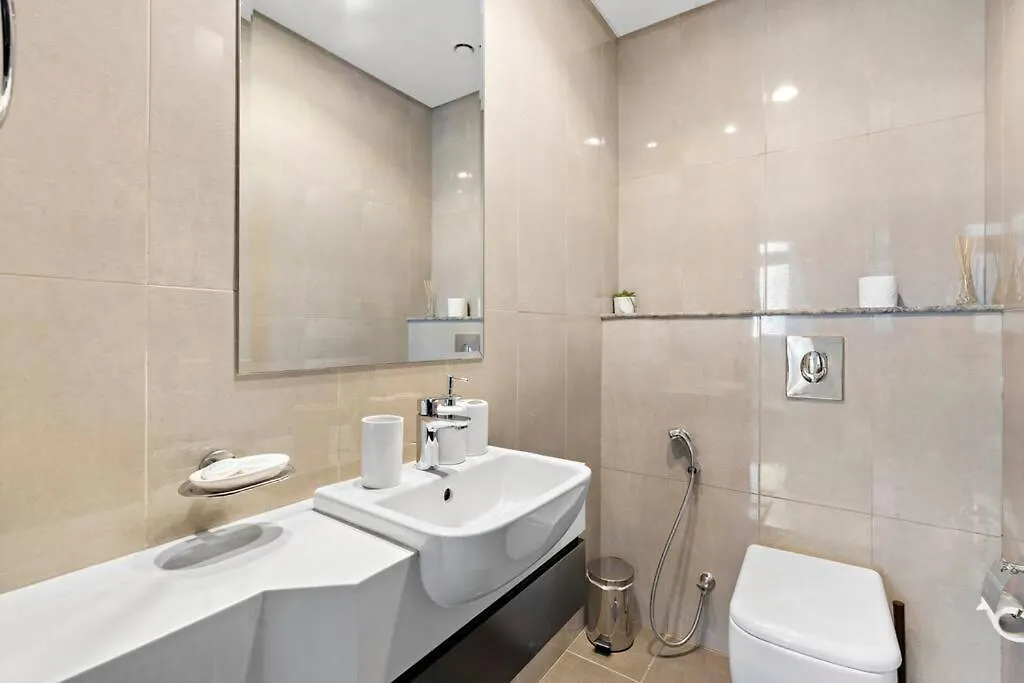 Stonetree - Panoramic View - Modern 1Br Apartment Dubai